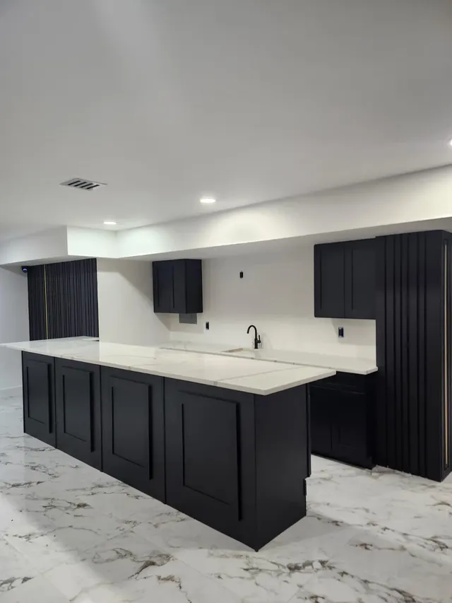 Blaze Black Shaker — a kitchen supplied by Mr. Kitchen Cabinet