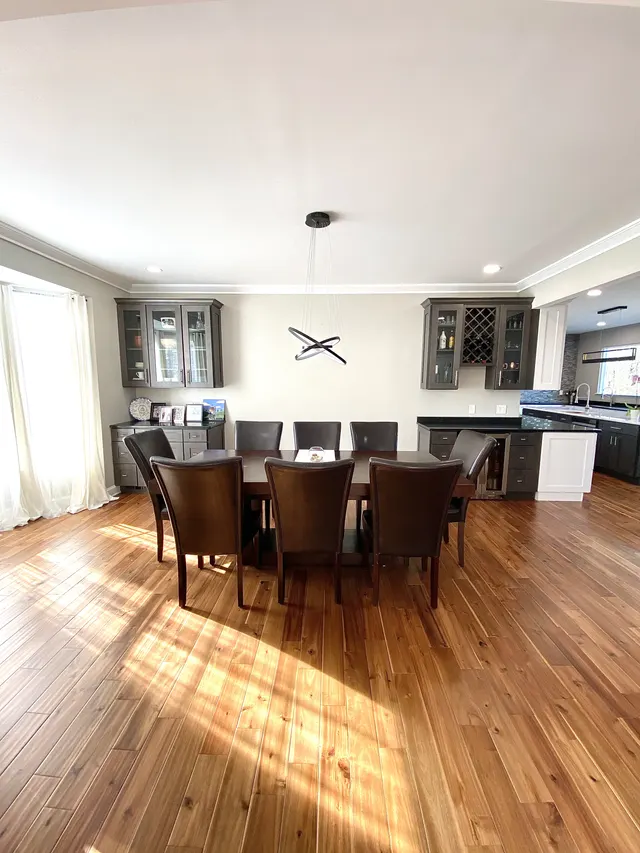 Grey Stone Shaker — a kitchen supplied by Mr. Kitchen Cabinet